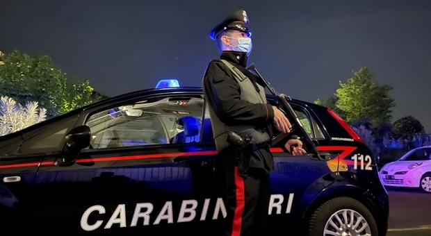 Milano, trovato colpito da arma da fuoco in auto: muore in ospedale