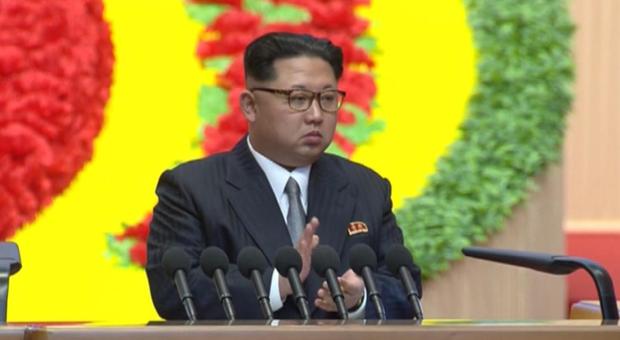 Siria, Corea del Nord: «Lancio missili Usa giustifica l'atomica». E Trump pensa di eliminare Kim Jong-Un
