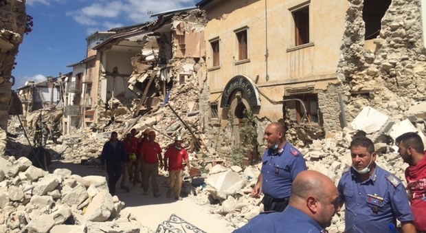 Terremoto, sale a 297 il totale delle vittime: morto anziano di Amatrice che era rimasto ferito In provincia i morti sono 246