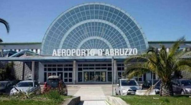 Nebbia a Pescara, annullato il volo per Milano Linate: disagi per i passeggeri