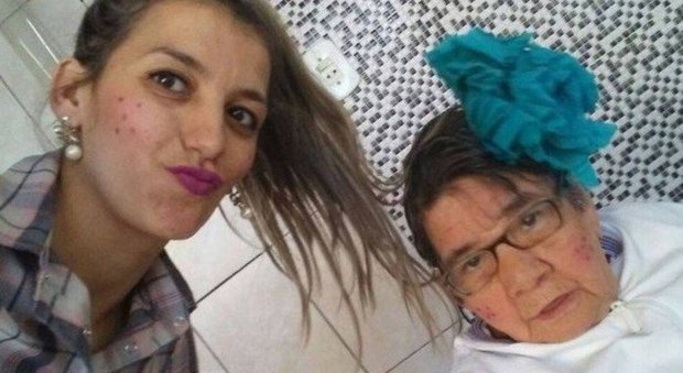 Brasile, donna viene adottata dopo aver vissuto cinquant'anni in ospedale