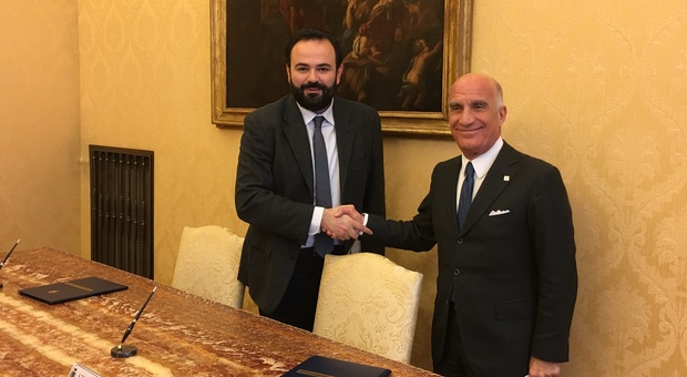 Il vice sindaco della Città Metropolitana di Roma Mauro Alessandri e il presidente dell'Automobile Club D'Italia, Angelo Sticchi Damiani