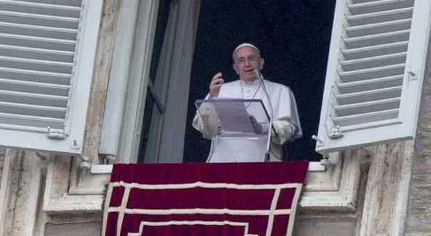 Il Papa: «Riconoscere Gesù nei poveri, nei malati e nei carcerati»