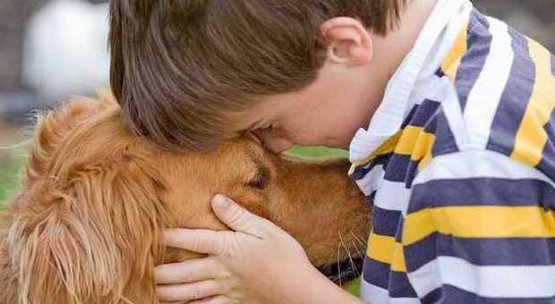 Lo studio Se tuo figlio vive con un cane si ammala meno: scopri il perché