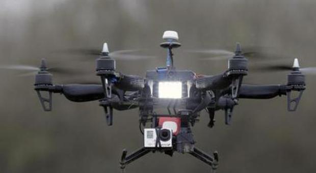 Francia, mistero droni fantasma: nuovo avvistamento vicino a base militare