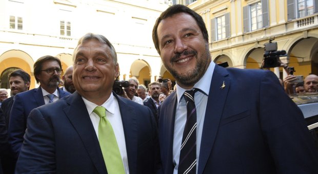 Salvini-Orban, nel patto la sfida all'Ue sui conti: vai Matteo, chineranno la testa