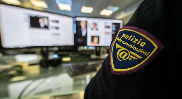 Lecce, diffondeva immagini pedopornografiche sul web: vittima una 12enne. Arrestato un giovane