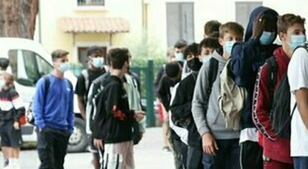Rusconi, presidente dei presidi del Lazio: "Alle Superiori, 4 scuole su 10 non possono garantire le misure anti-contagio"