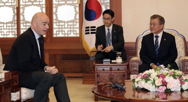 Il presidente sudcoreano Moon Jae a Infantino: mondiali 2030 aperti ai paesi asiatici