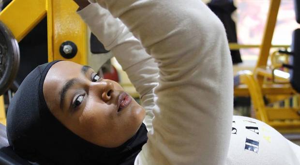 Shazia Hossen, l'ambasciatrice Nike che ha creato un marchio di abbigliamento sportivo per donne musulmane