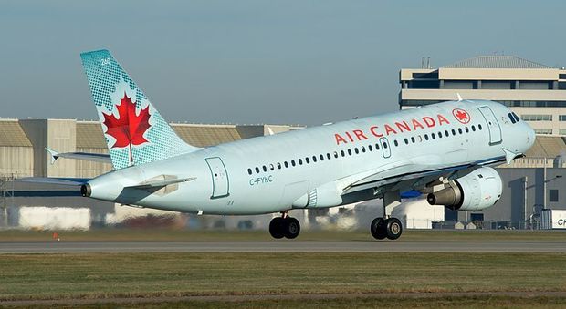 Air Canada, lo staff dirà “Everybody” invece che “Ladies and Gentlemen” per rispetto della fluidità di genere