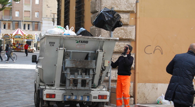 Terni, Asm: «Disinfezione straordinaria delle strade»