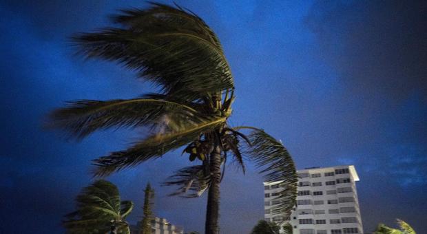 Uragano Dorian mortale: «Pregate per noi». Emergenza in quattro stati, in Sud Carolina evacuata la costa