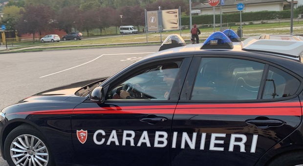 Carabinieri valdagnesi fermano una city car: il guidatore mostra una patente polacca falsa