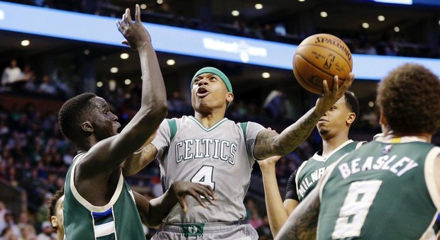 isaiah Thomas in azione
