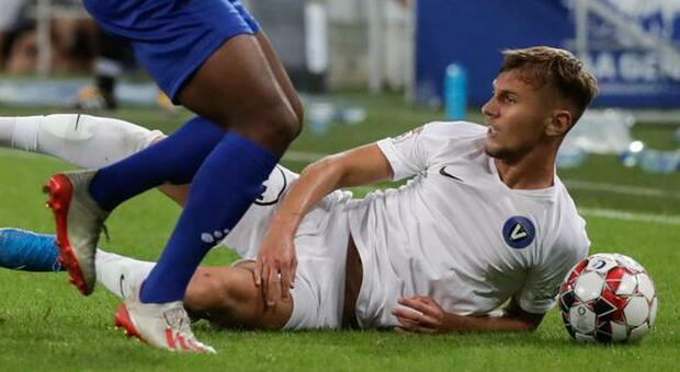 Crotone, calciatore Denis Dragus positivo al Covid. Il Parma sale a 5 casi. Torino: tre nuovi malati