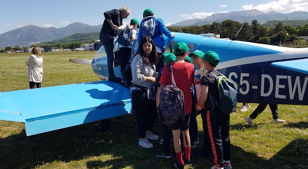 Oltre 100 studenti della Cirese al Ciuffelli scoprono il mondo del volo