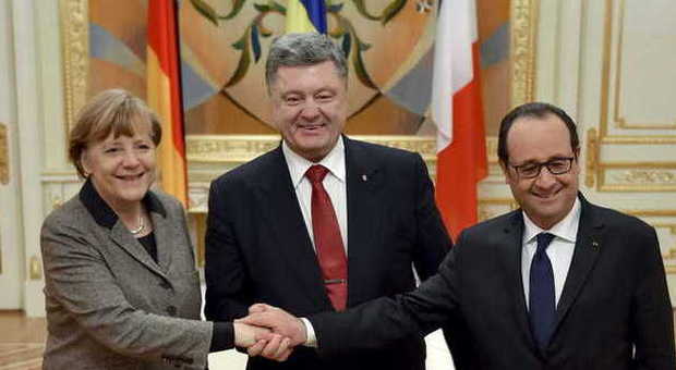 Ucraina, Merkel e Hollande a Mosca. Il Cremlino: «Colloqui costruttivi»