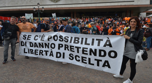 Protesta dei genitori no vax per la libertà di scelta a Venezia
