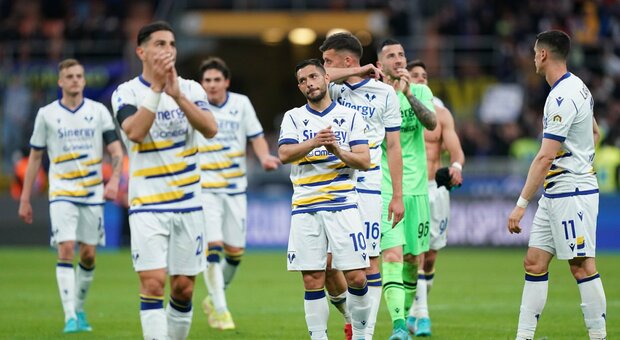 Inter-Verona, l'Hellas senza lutto al braccio per Mascetti. Setti: «Le abbiamo scordate in hotel»