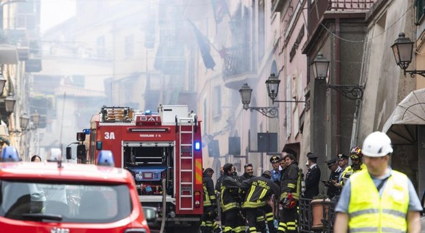 Esplosione a Rocca di Papa, si aggravano le condizioni del sindaco
