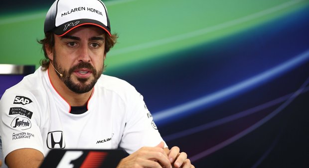 Suzuka, Alonso: «Alla Ferrari auguro il meglio, la porto sempre nel cuore». Hamilton: «Non vedo l'ora di andare in pista»
