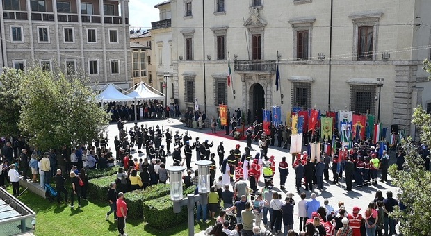 Il 77° anniversario della fondazione della Repubblica festeggiato anche a Rieti. Ecco le onorificenze concesse