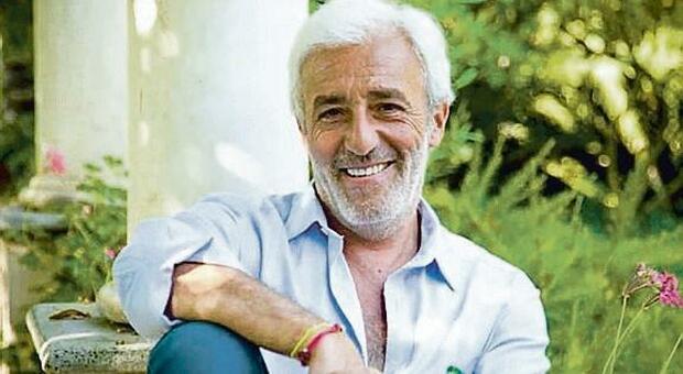 Patrizio Rispo racconta: «Quelle bottiglie aperte a colpi di sciabola»