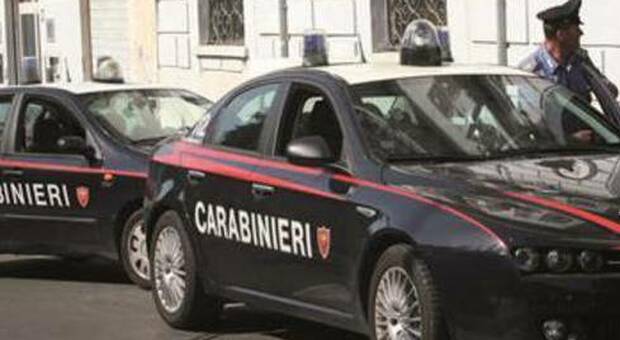 Botte alla sorella e ai carabinieri: 33enne arrestato ai Colli Aminei