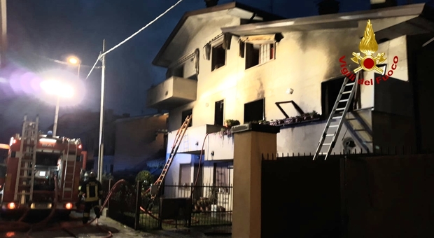 L'incendio a Monselice nel giugno 2019