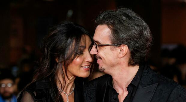 Ambra Angiolini e Damiano Michieletto: sguardi d'amore sul red carpet di Roma