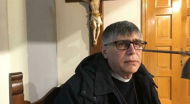Bomba in chiesa a Caivano, De Luca: «Solidarietà e vicinanza a don Patriciello»