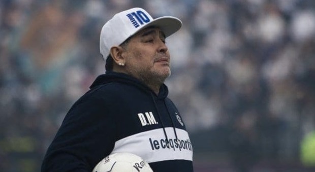 Maradona torna al Gimnasia: «Ora aspetto uno sforzo del club»