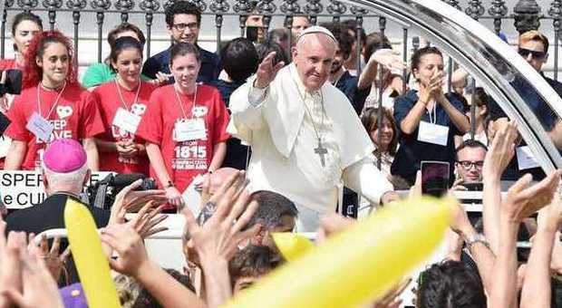 Papa Francesco e Medjugorje, sulle apparizioni è scontro tra i cattolici. "Si rischia uno scisma"