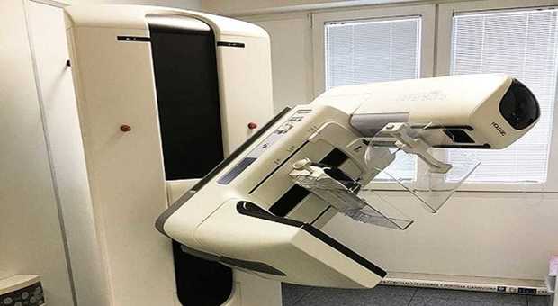 Napoli, arriva il mammografo digitale con tomosintesi all'ospedale dell'Annunziata