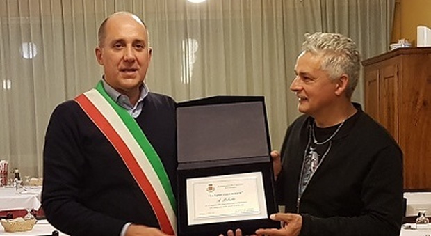 Roberto Baggio con il sindaco di Caldogno Nicola Ferronato