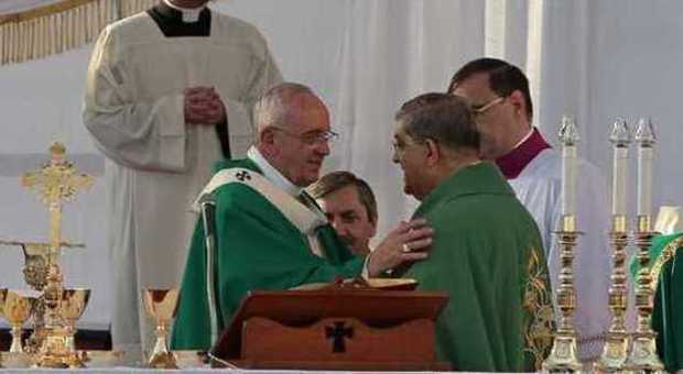 San Gennaro e Papa Francesco, ecco perché il miracolo è «bipartisan»