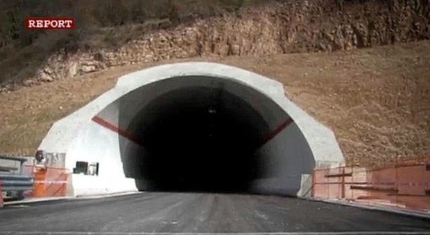 Galleria pericolosa, aperto un fascicolo per il tunnel sulla Foligno-Civitanova