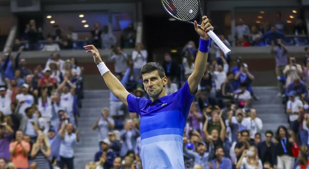 Djokovic batte Zverev: in finale agli Us Open sfiderà Medvedev per l'impresa del Grande Slam