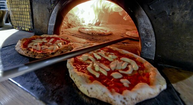  Giovane pizzaiolo dell'anno: online i primi video selezionati 