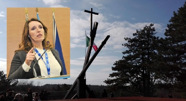 Il monumento alla Foiba di Basovizza e l'assessore veneto Elena Donazzan