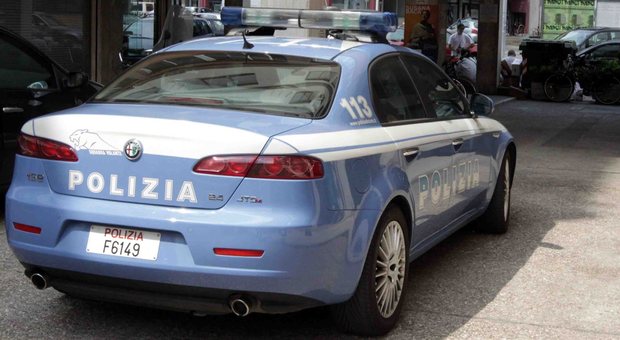 Poliziotti piombano in hotel alle 3 di notte: arrestato un ricercato serbo