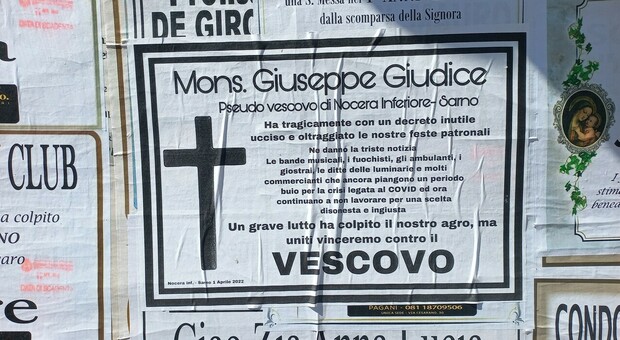 Manifesto contro il vescovo di Nocera-Sarno, preso il presunto autore: è di Nocera Inferiore