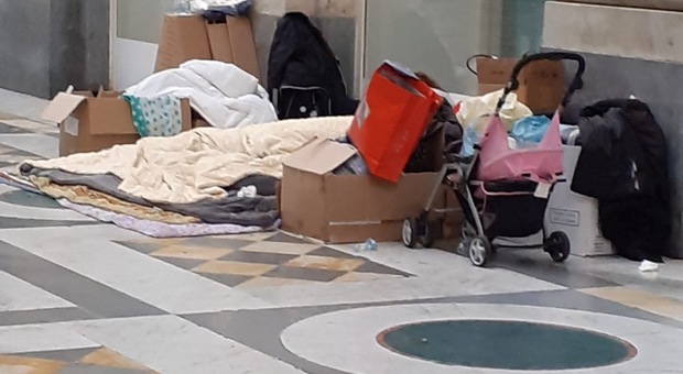 Coronavirus, a Napoli è emergenza per i senzatetto: «Dobbiamo aiutarli»