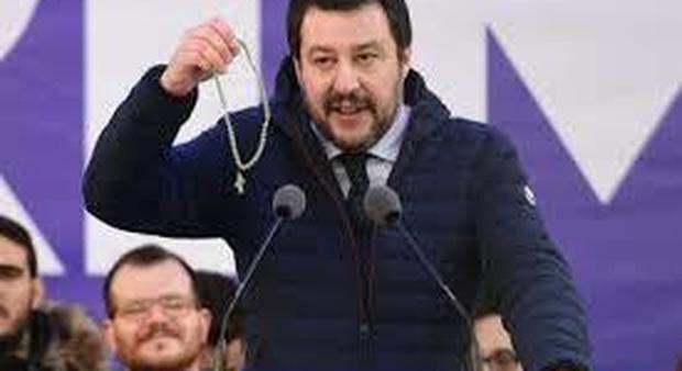 Un altro cardinale lancia messaggio a Salvini, non gli darei nemmeno una pergamena di benedizione