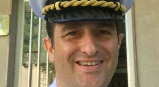 Covid, morto ufficiale di Marina a 49 anni: Alfredo De Carlo non aveva patologie
