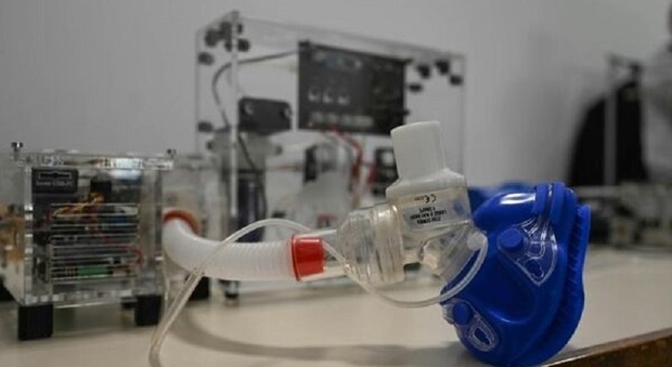 «Naso elettronico» per sentire l'odore del tumore polmonare: il dispositivo potrebbe rivelare la malattia prima dell'insorgenza