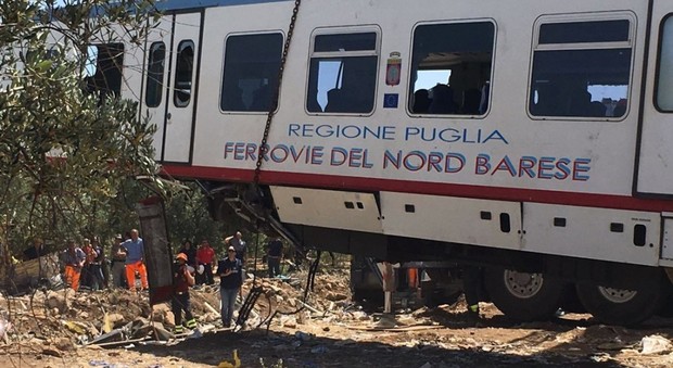 Puglia, scontro fra treni: indagati i vertici di Ferrotramviaria