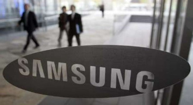 Samsung multata per "astroturfing"