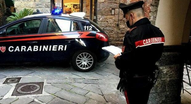 Treviso, uomo e donna trovati morti in casa: hanno ferite d'arma da fuoco